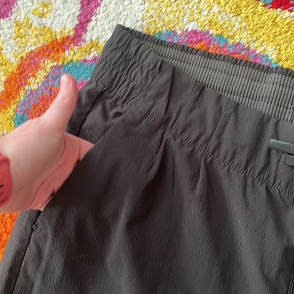WOMENS LARGE REI CO-OP HIKING PANTS UTILITY PANTS - Picture 3 of 8